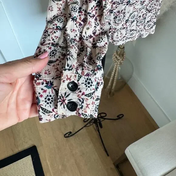 Natural Life Cream Floral Boho Chic Button Down Top Small- Cottagecore - Picture 7 of 10